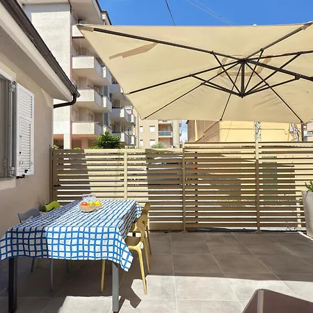450 Mt Dal Mare - Con Aria Condizionata E Giardino بيت للعطل